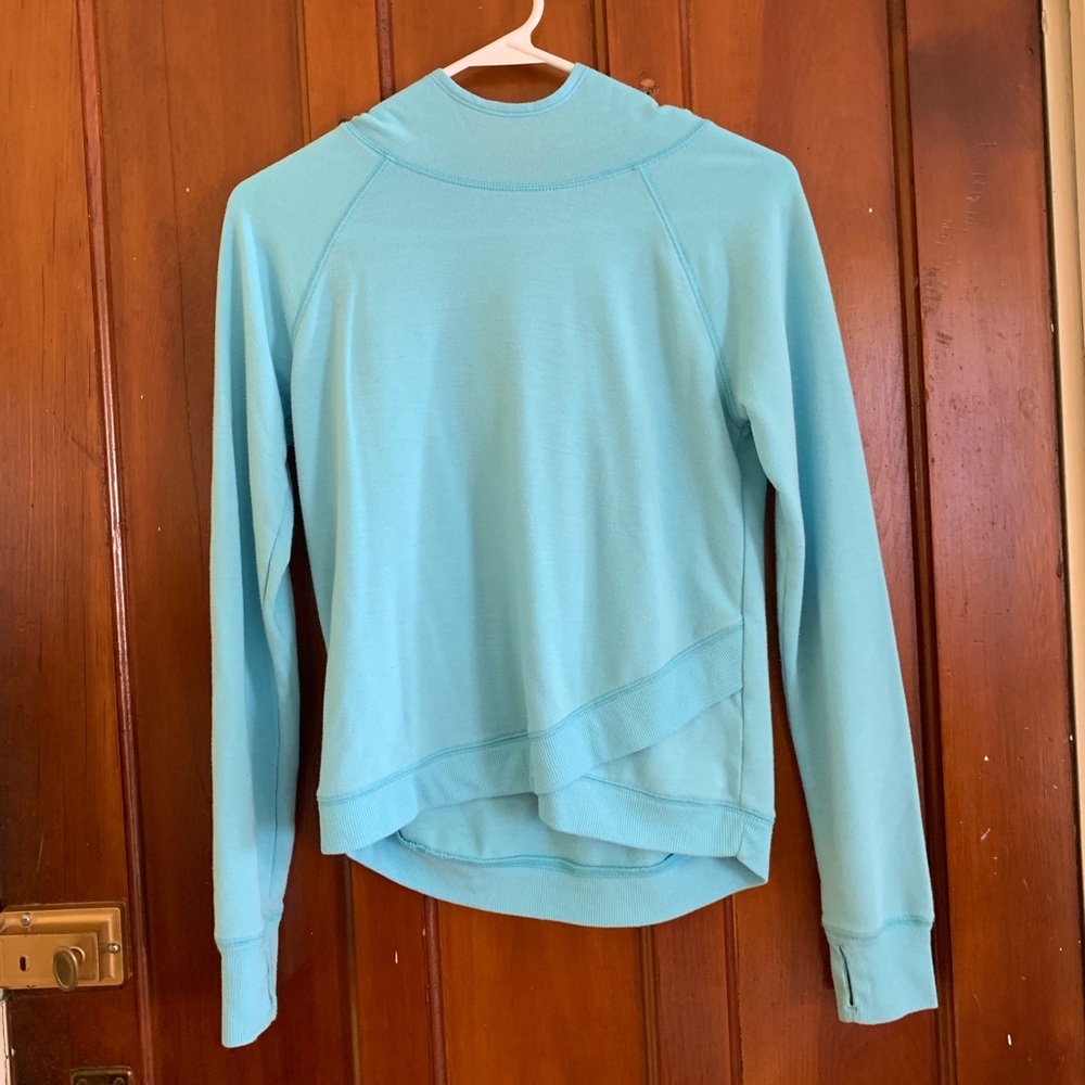 Girls long sleeve active shirt